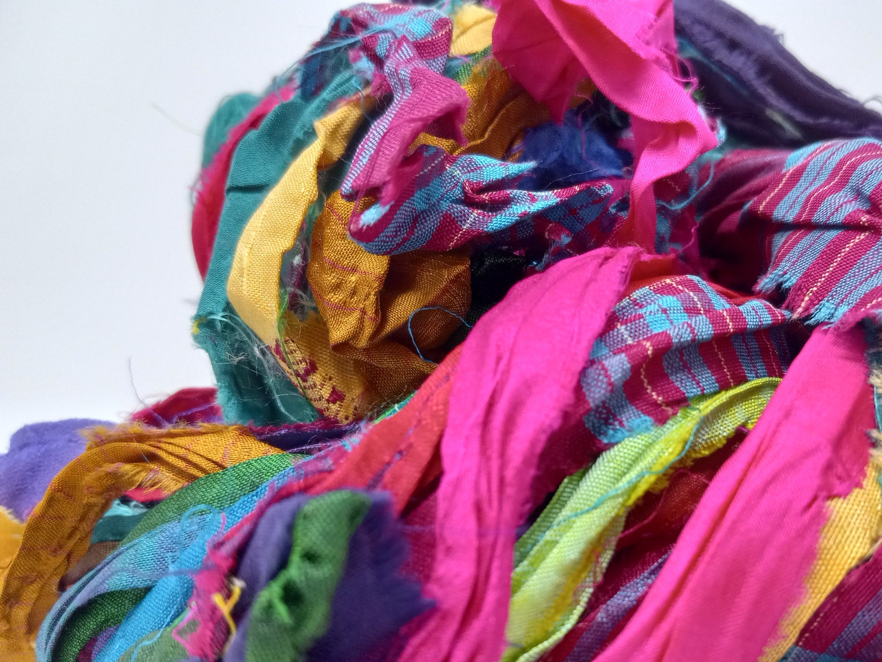 Sari Silk Ribbon Chunky Yarn in 2023  Ribbon yarn, Knitting kits, Online  yarn store